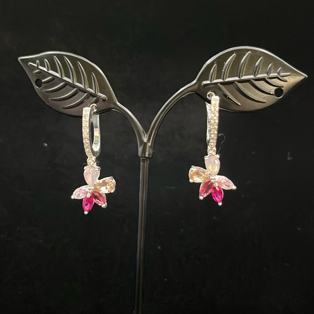 NWT City by City Crystal and Silver Earrings